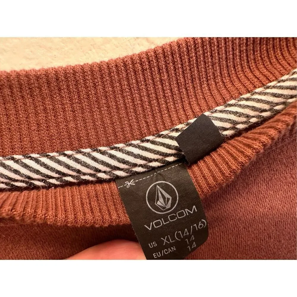 Volcom Brown Crewneck Sweater Peace Unity White Daisy Sweater Size XL 14/16